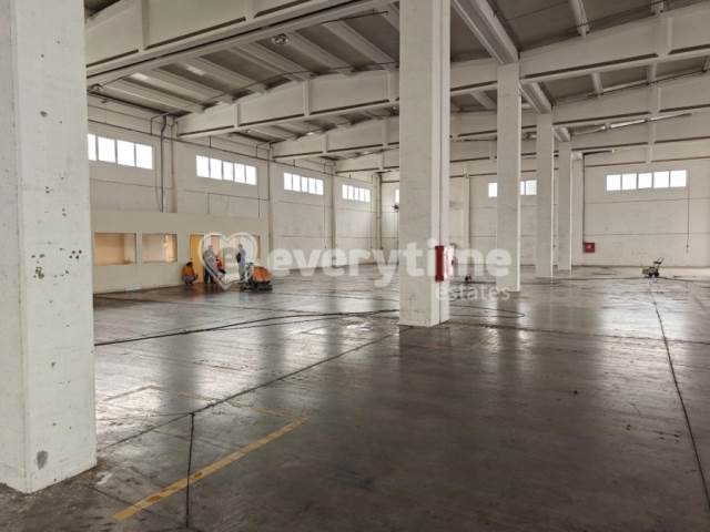 (For Rent) Commercial Warehouse ||  West Attica/Aspropyrgos - 2.100 Sq.m, 10.000€ 